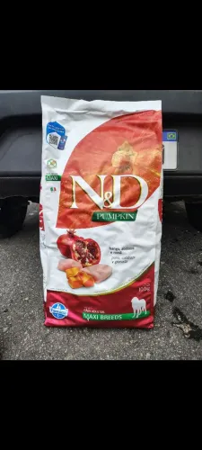 Ração super Premium.