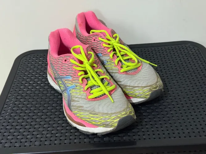 Tênis Asics 37.38