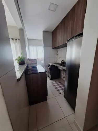 Vendo Apartamento de 2 quartos - Valle das Palmeiras