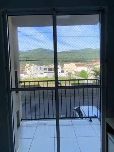 Porta Sacada/ Balcão Seminova em Alumínio - Ibrap