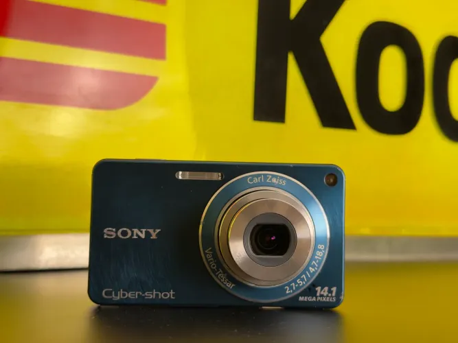 Sony Cybershot DSC-W350 - câmera digital de 14.1MP e 4x de zoom