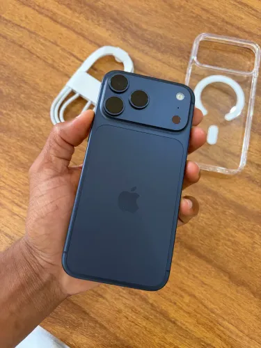 17 Pro Max Blue 256 GB nunca ativado 