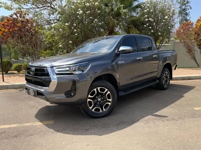 Toyota Hilux CD SRX 4X4 2.8 TDI 16V Diesel Aut. 2026