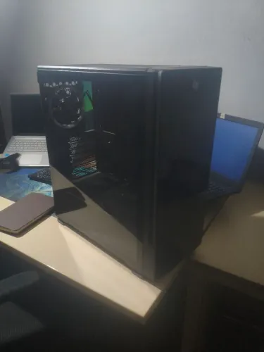 Gabinete Gamer Pichau HX500 (nunca utilizado)