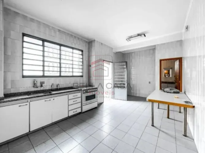 Oportunidade imperdível ? Duas casas assobradadas no mesmo terreno com entradas independen