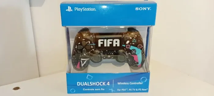 CONTROLE PS4 DUALSHOCK 4 TEMÁTICO FIFA