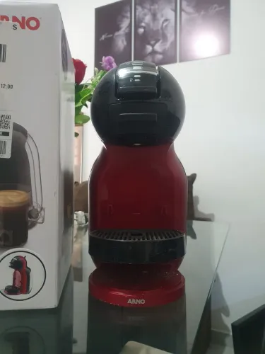 Cafeteira Nescafé Dolce Gusto Mini Me Vermelha E Preta 110v