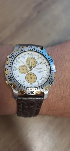 Relógio Citizen Chronograph