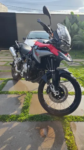 BMW F 850 GS | Apenas 2.600 km | Impecável | Completa | R$ 54.000