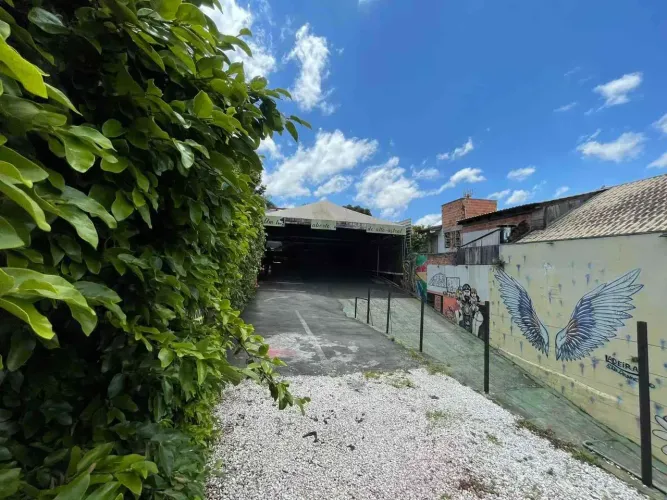 Terreno á venda em Curitiba no São Francisco