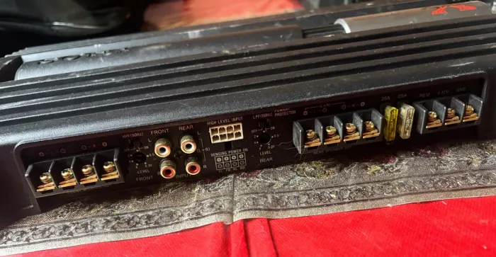 Módulo de Som Potência Sony Xplod 600W