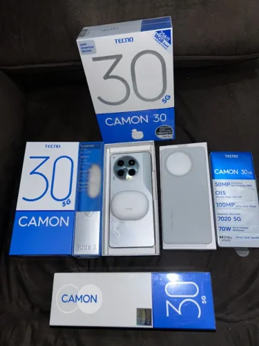 Celular Tecno Camon 30 5G 256gb 8gb RAM + Fone sem fio Buds3 Novo Lacrado