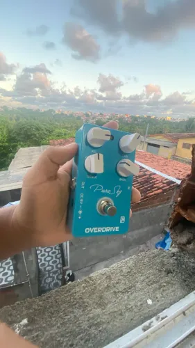 Pedal de overdrive caline