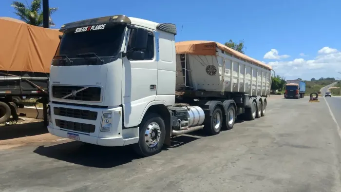 CARRETA BASCULANTE
