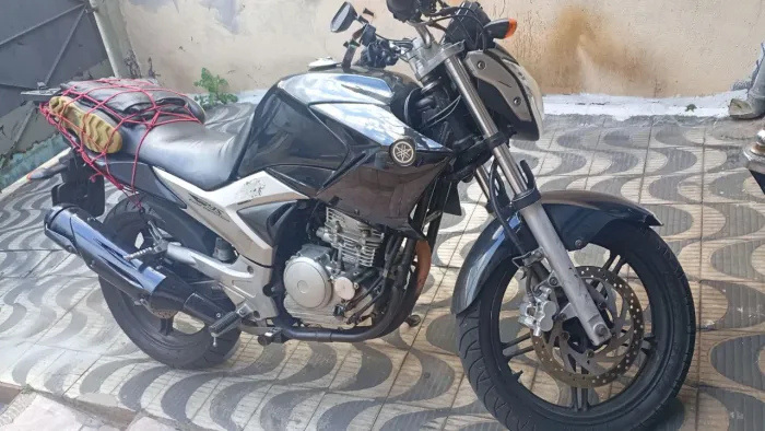 Yamaha fazer 250, 12 X no cartão