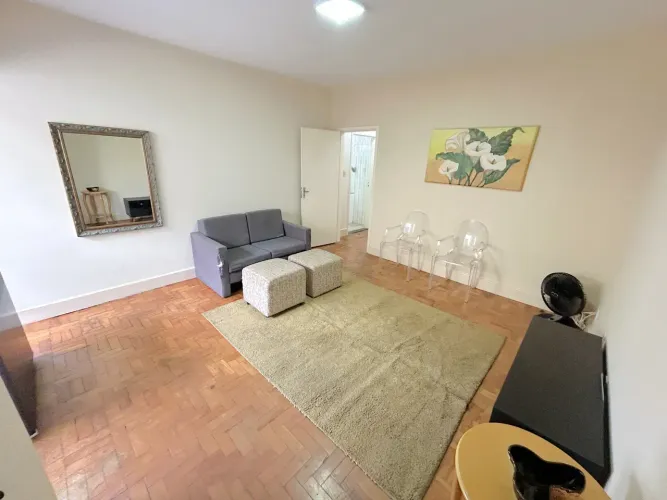 Apartamento 2 quartos, mobiliado, amplo, no Centro, direto com proprietário. LO 08