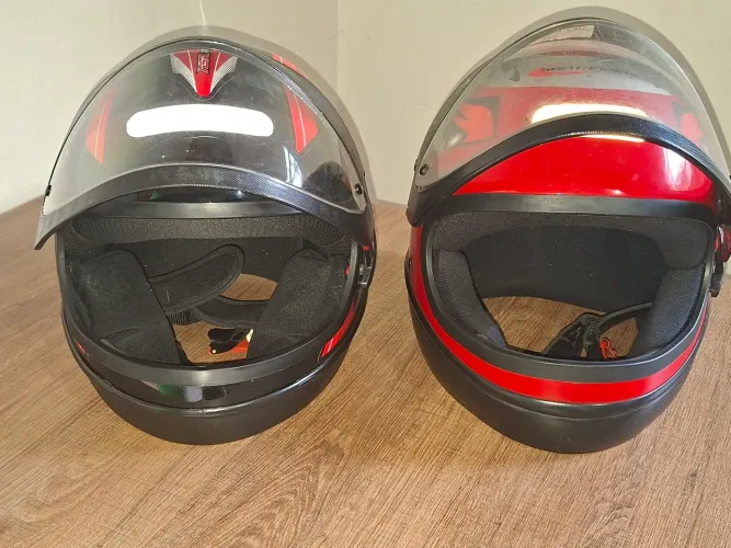 Conjunto de capacete seminovo 