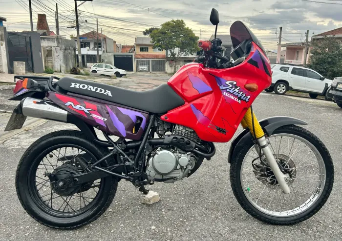 VENDO HONDA SAHARA 350 Ano 97 TODA ORIGINAL.