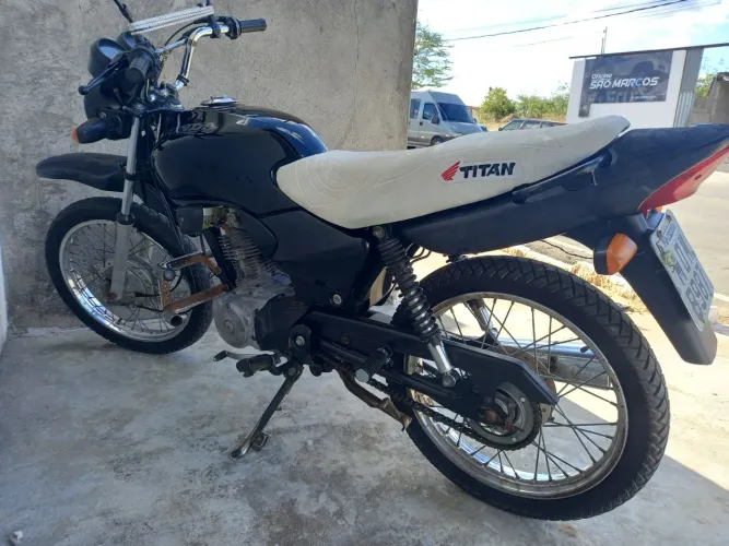 FAN 125 EM BOM ESTADO