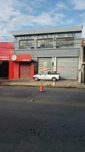 LOJA EM PONTO COMERCIAL NA AV ABILIO MACHADO