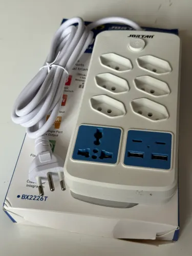 Filtro de Linha Jortan 6 Tomadas Com usb e typec