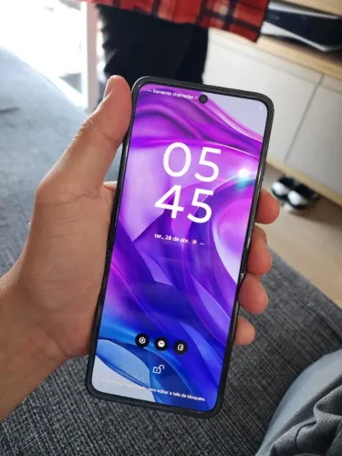 Motorola Razr 50 ULTRA 512GB