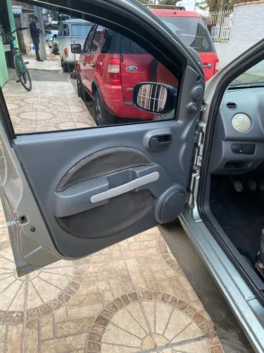 Fiat Uno Vivace/rua 1.0 EVO Fire Flex 8V 5P 2011