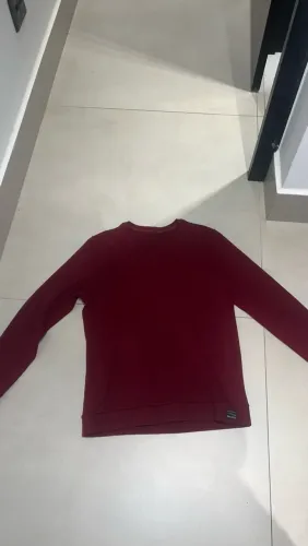 moletom vinho tamanho M usado apenas uma vez
