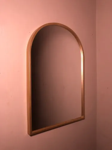 Espelho Decorativo Adnet Orgânico / Retangular com Topo Arqueado Gold (Dourado)