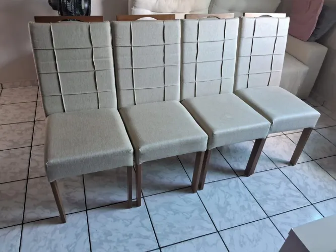 Conjunto 4 cadeiras