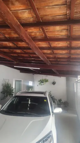 Vende-se casa na Cidade nova