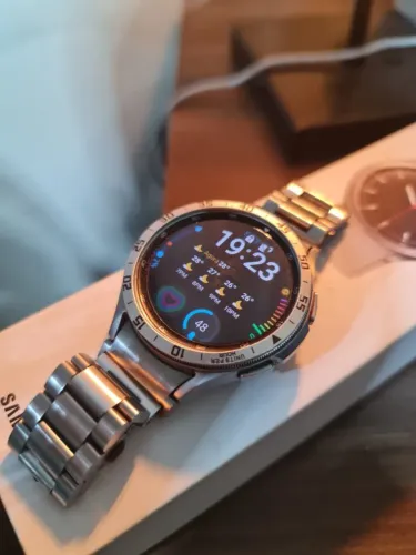 Relógio Galaxy Watch 4 46mm com pulseira de metal e película