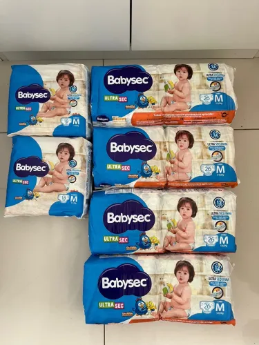 Lote de fraldas BabySec tamanho M