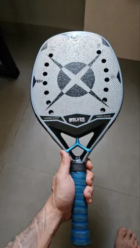 Raquete de Beach Tennis Heroes Wolves Carbon + Capa Original