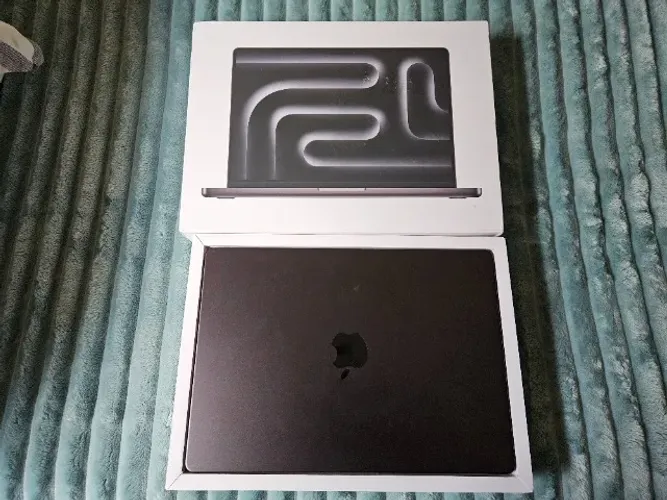 MACBOOK PRO M5 16GB/1TB - IMPECÁVEL - COM GARANTIA APPLE ATÉ ABRIL DE 2027