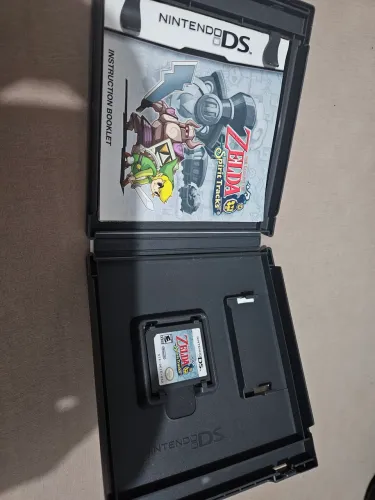 CIB Jogo The Legend of Zelda: Spirit Tracks - DS