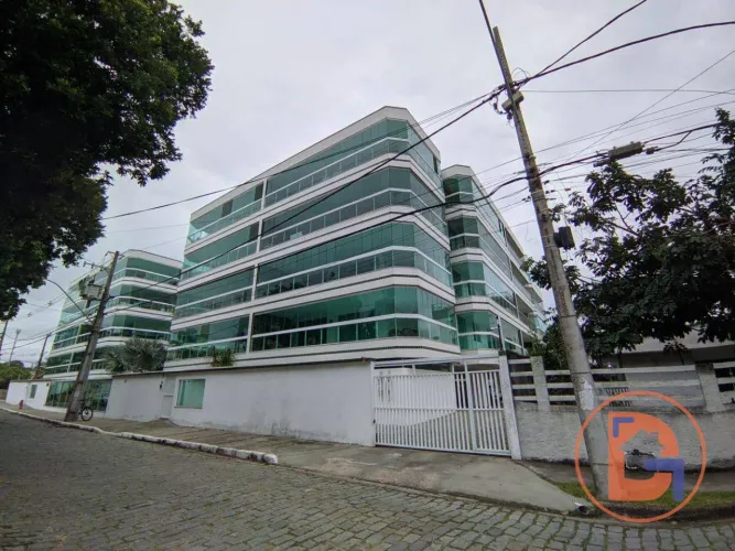 Cobertura com 3 dormitórios à venda, 160 m² por R$ 950.000,00 - Costazul - Rio das Ostras/