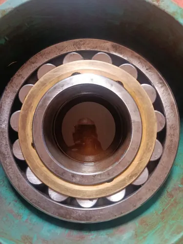  2 Rolamento autocompensador industrial SKF 