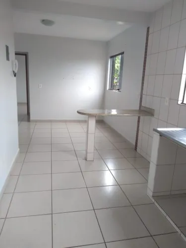 Aluga Apto, 1/4 próximo Buriti Shopping, contatos *  RS 1.500,00