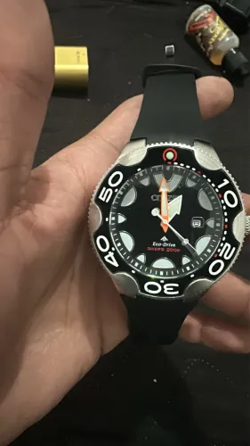 Vendo relógio citizen eco-drive orca preta novoo