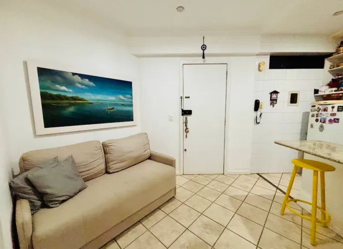 Alugo apartamento quarto e sala