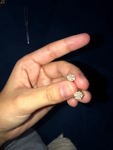 Brinco chuveiro em ouro 18k e 32 diamantes especiais