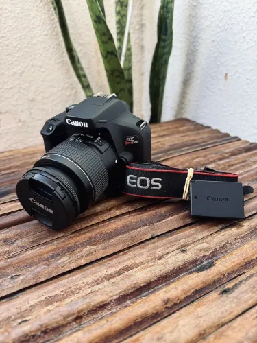 Canon Rebel T100