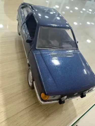 Vendo miniatura de GOL GTI 1993