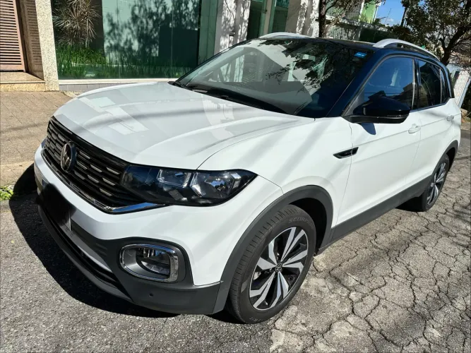 Volkswagen T-Cross Highline 1.4 TSI Flex 16V 5P AUT 2024