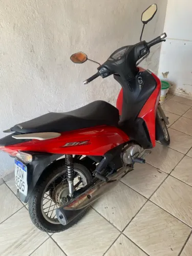 Vendo biz 110i, vermelha, única dona