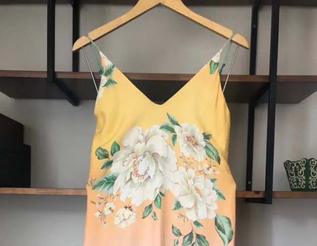 (Novo) Farm vestido P