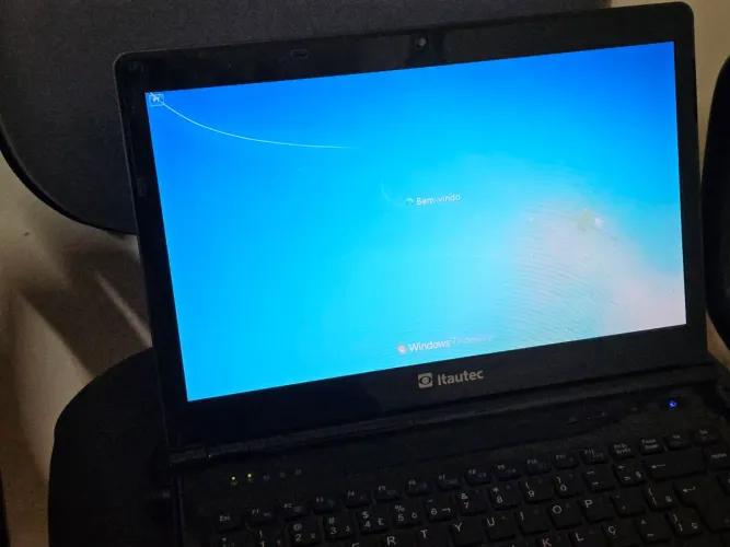Notebook itautec 2gb