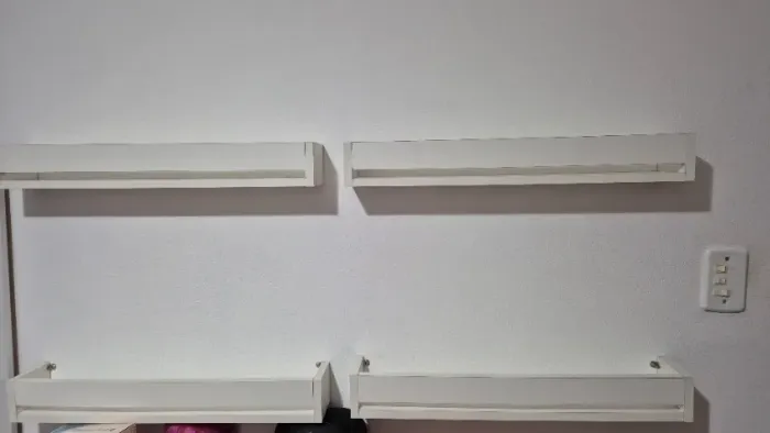 Vendo prateleiras para livros 