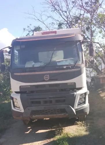 Volvo  FMX 500 bitruk caçamba 20m3 -ano 2018